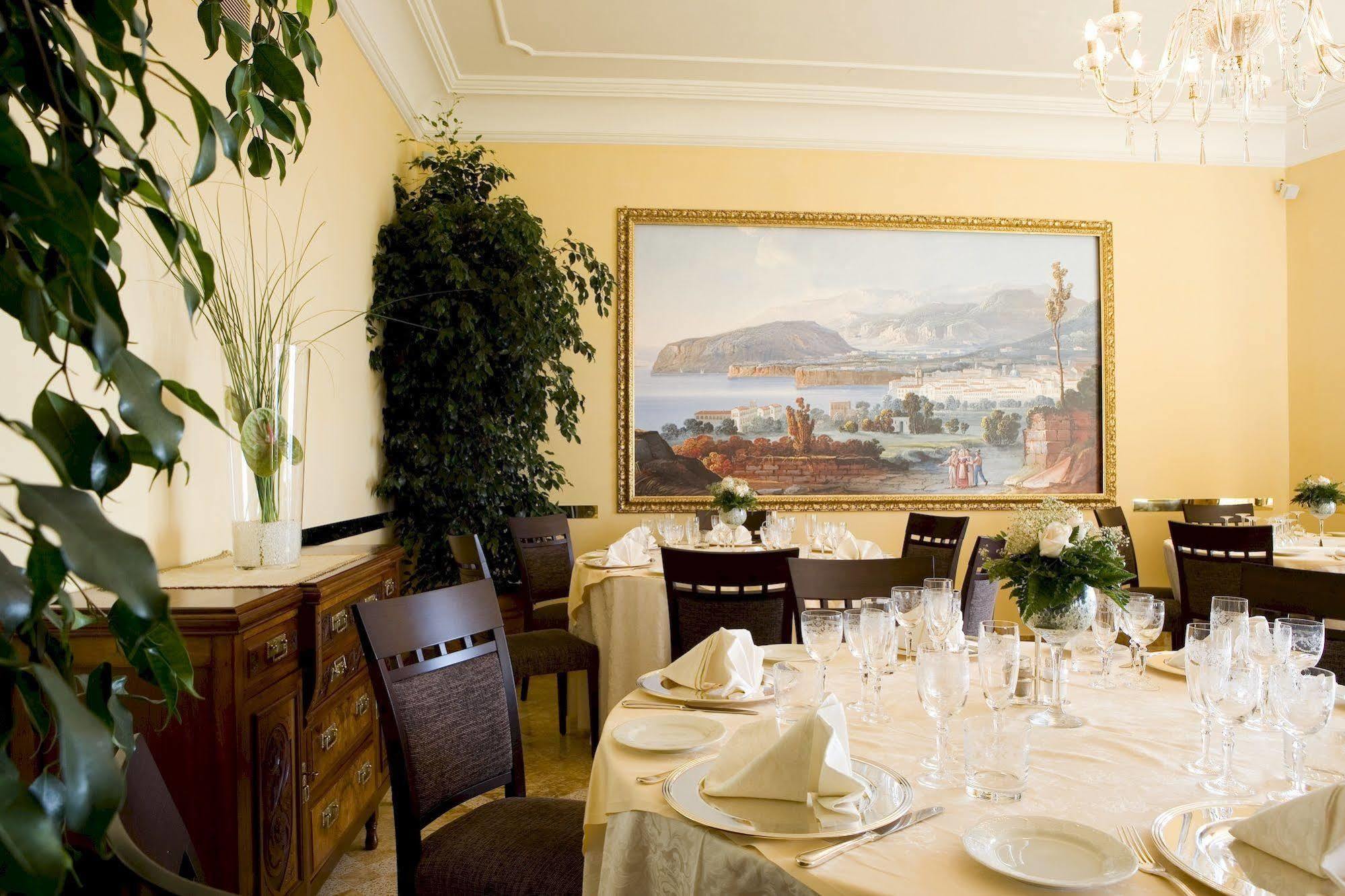 Grand Hotel Due Golfi 산트아구타수이두에골피 외부 사진